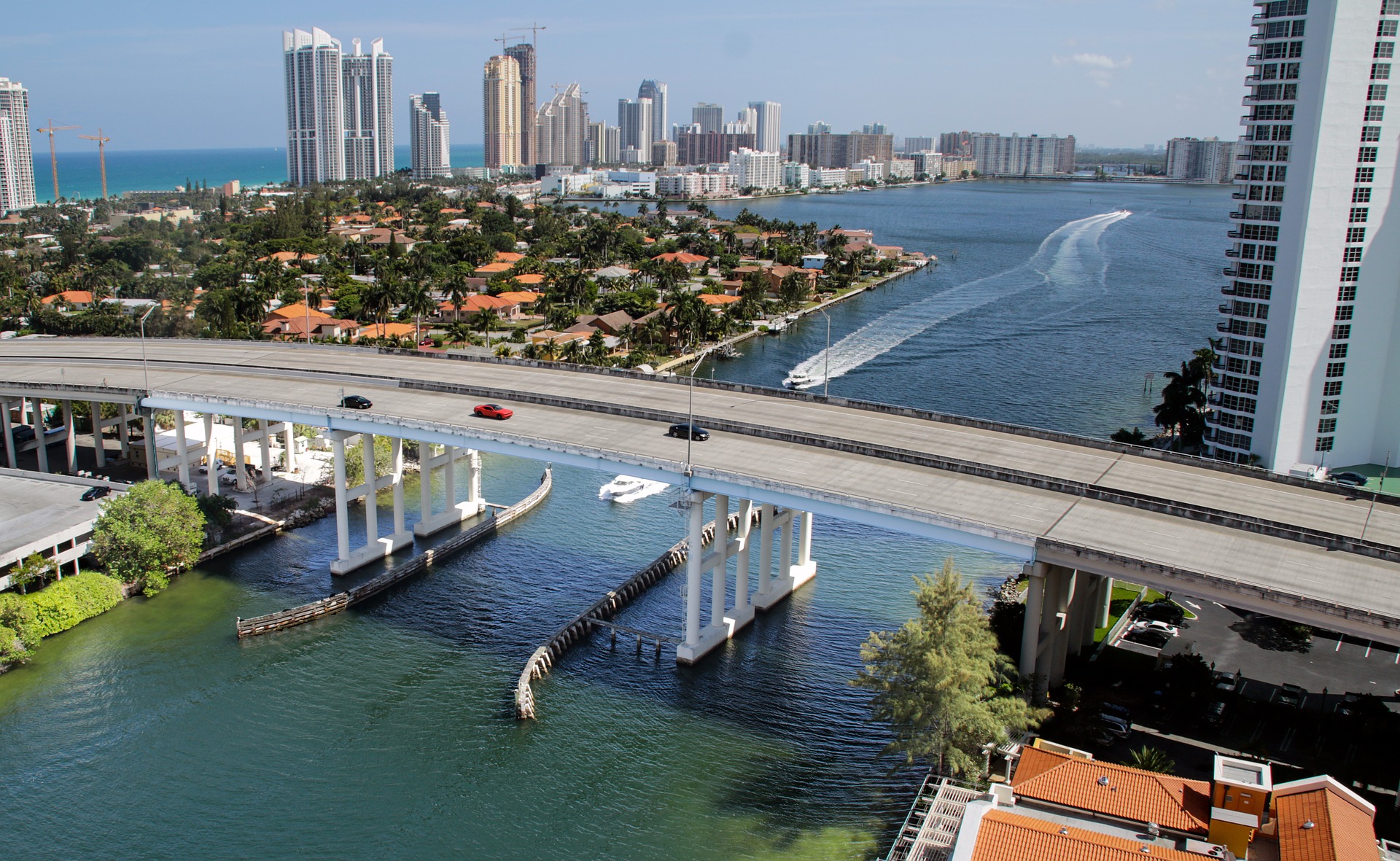 What Types of Views to Expect from Your Miami Condo